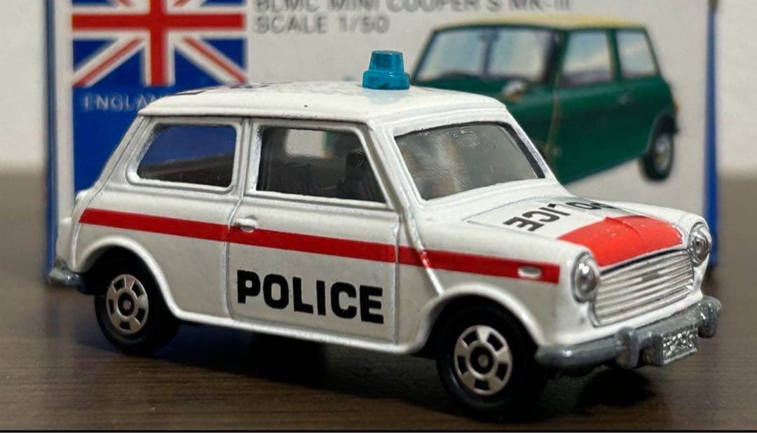 トミカ ミニクーパー ポリスカー