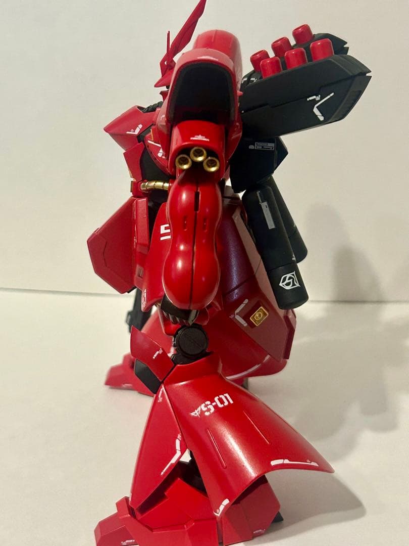 HGUCサザビー　完成品　全塗装