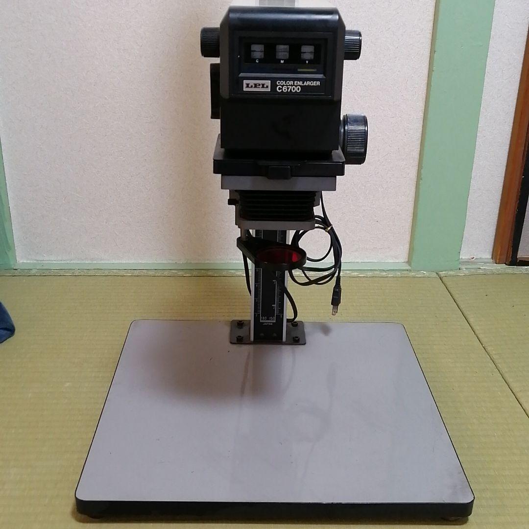 写真引き伸ばし機