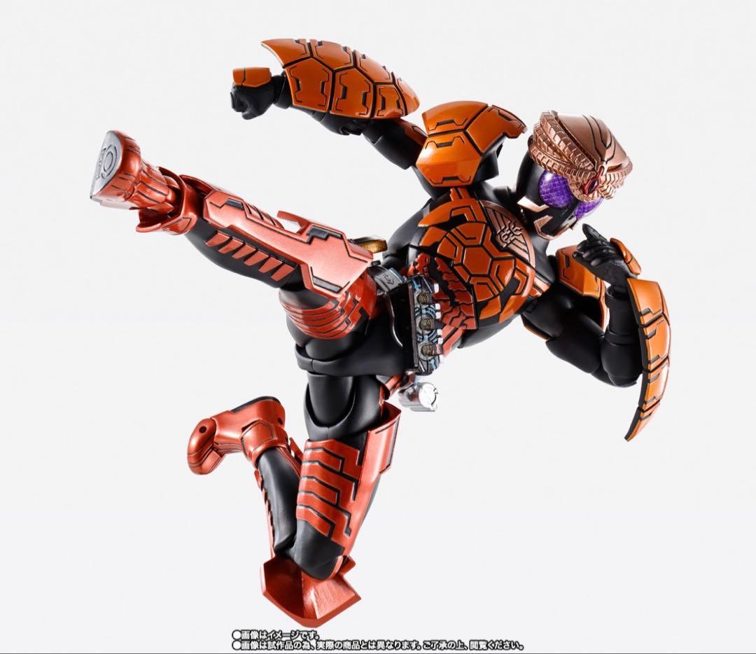 S.H.Figuarts（真骨彫製法）仮面ライダーオーズ ブラカワニコンボ