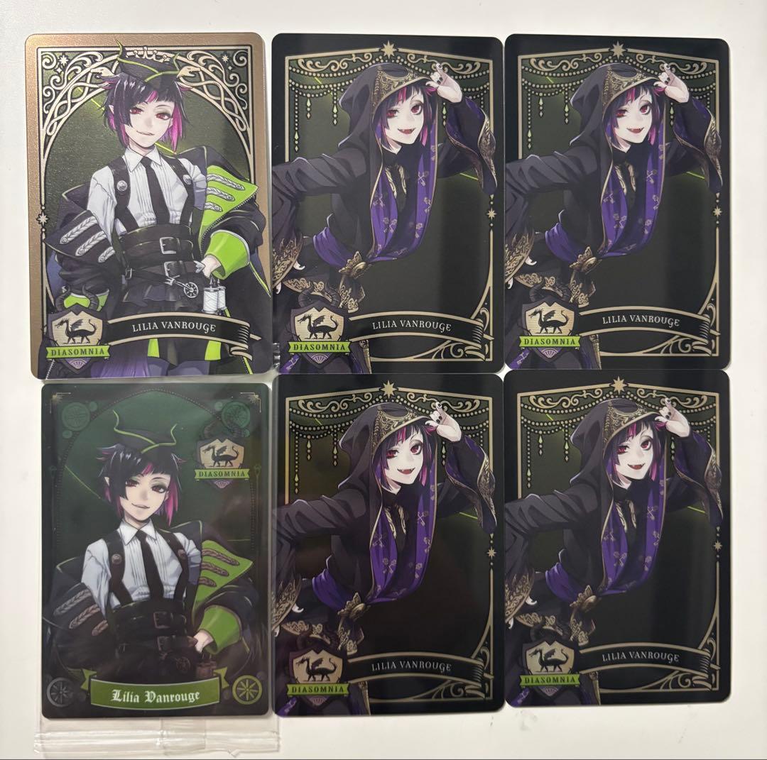 ツイステッドワンダーランドリリアまとめ売り リングライト、色紙