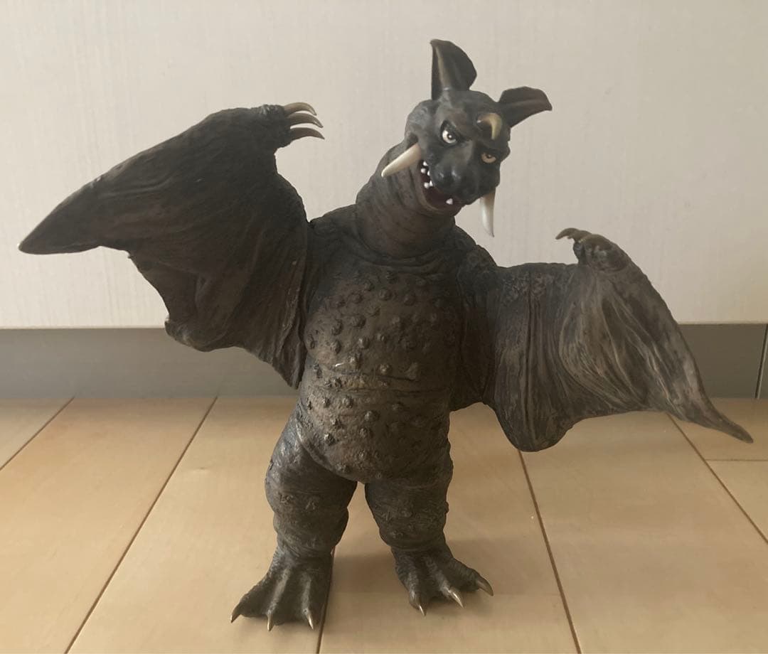 ウルトラマン　大怪獣シリーズ　チャンドラー Amazon.co.jp: ウルトラ怪獣シリーズ 189 チャンドラー : おもちゃ