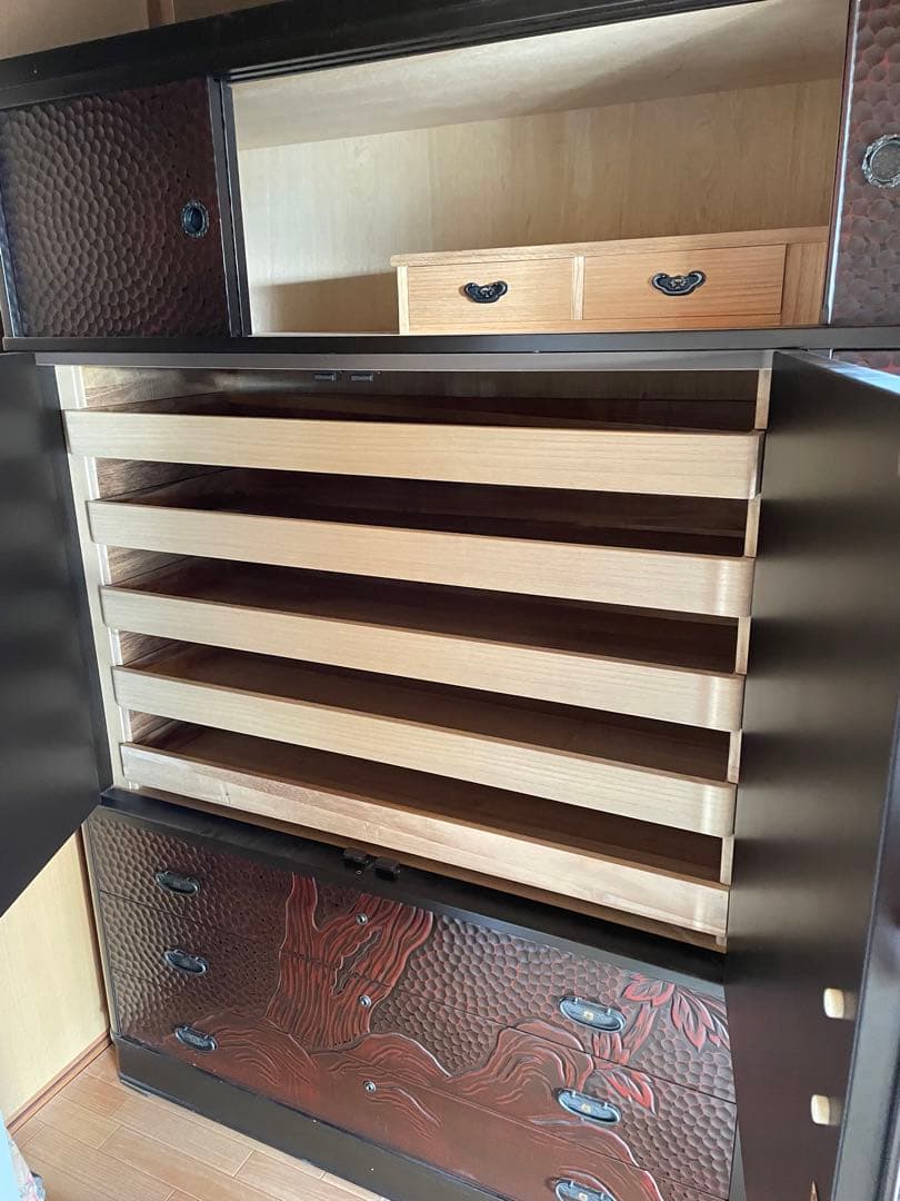 鎌倉彫り佐藤恵仙作品桐タンス着物保管