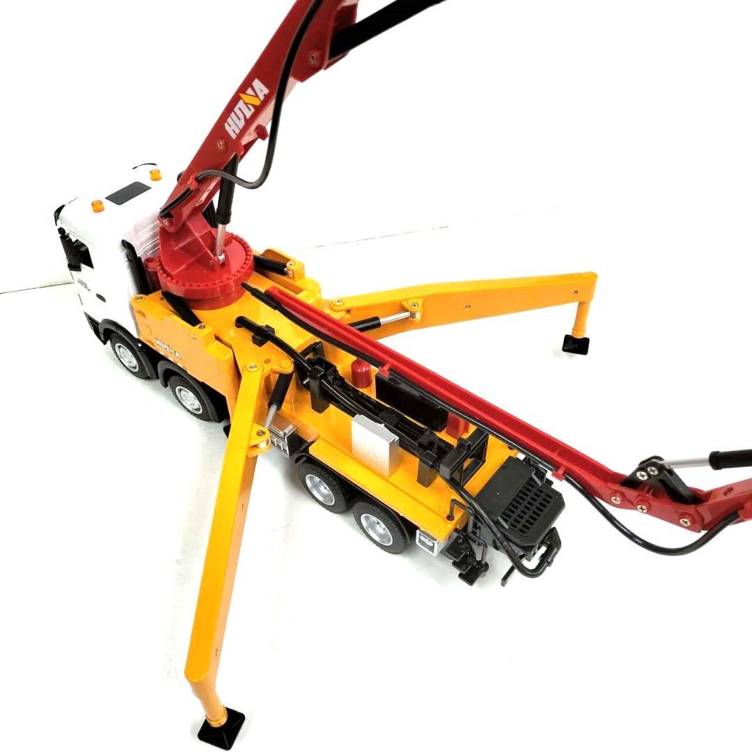 1/18サイズコンクリートポンプ車ラジコン　プロポで放水操作