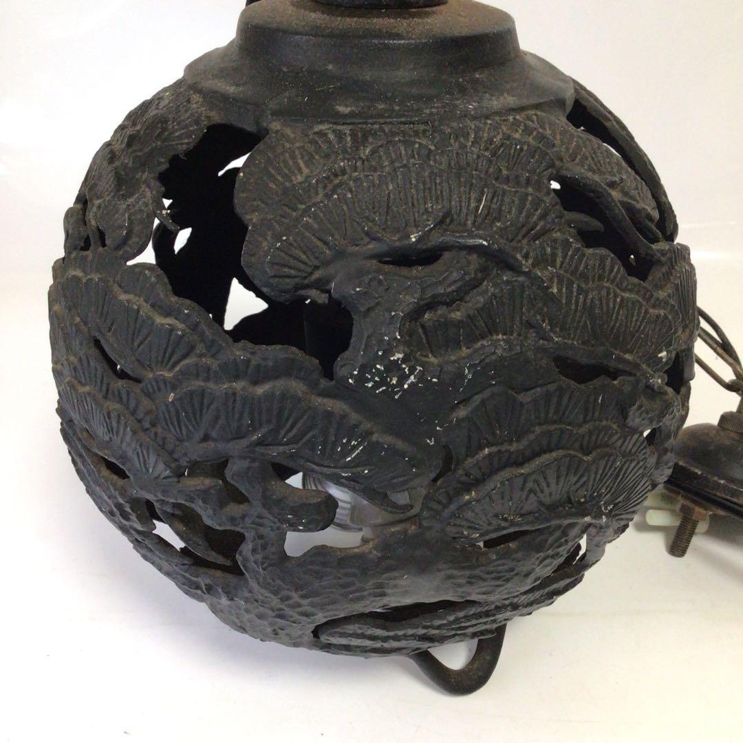 松透丸形吊灯篭 アンティーク ライ トランプ 丸形 鋳鉄製透かし彫りランプ