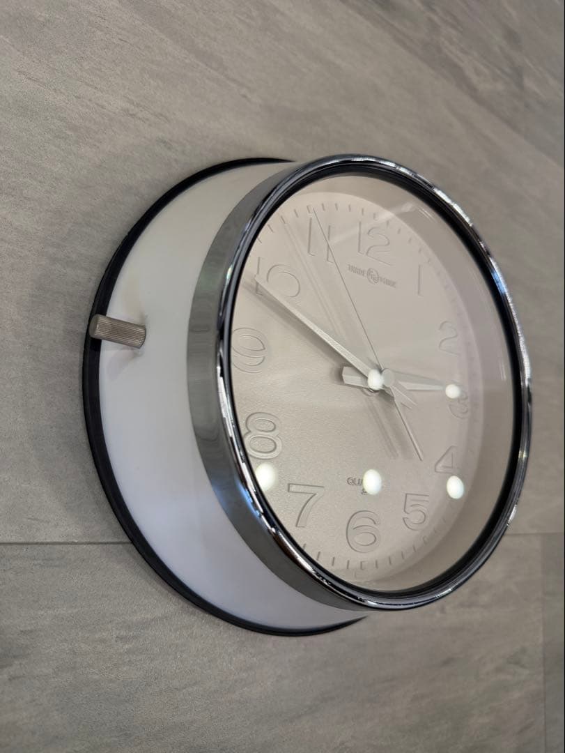 Pacific Furniture Service 壁掛け時計