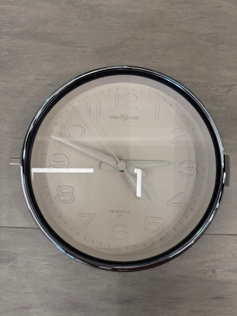 Pacific Furniture Service 壁掛け時計