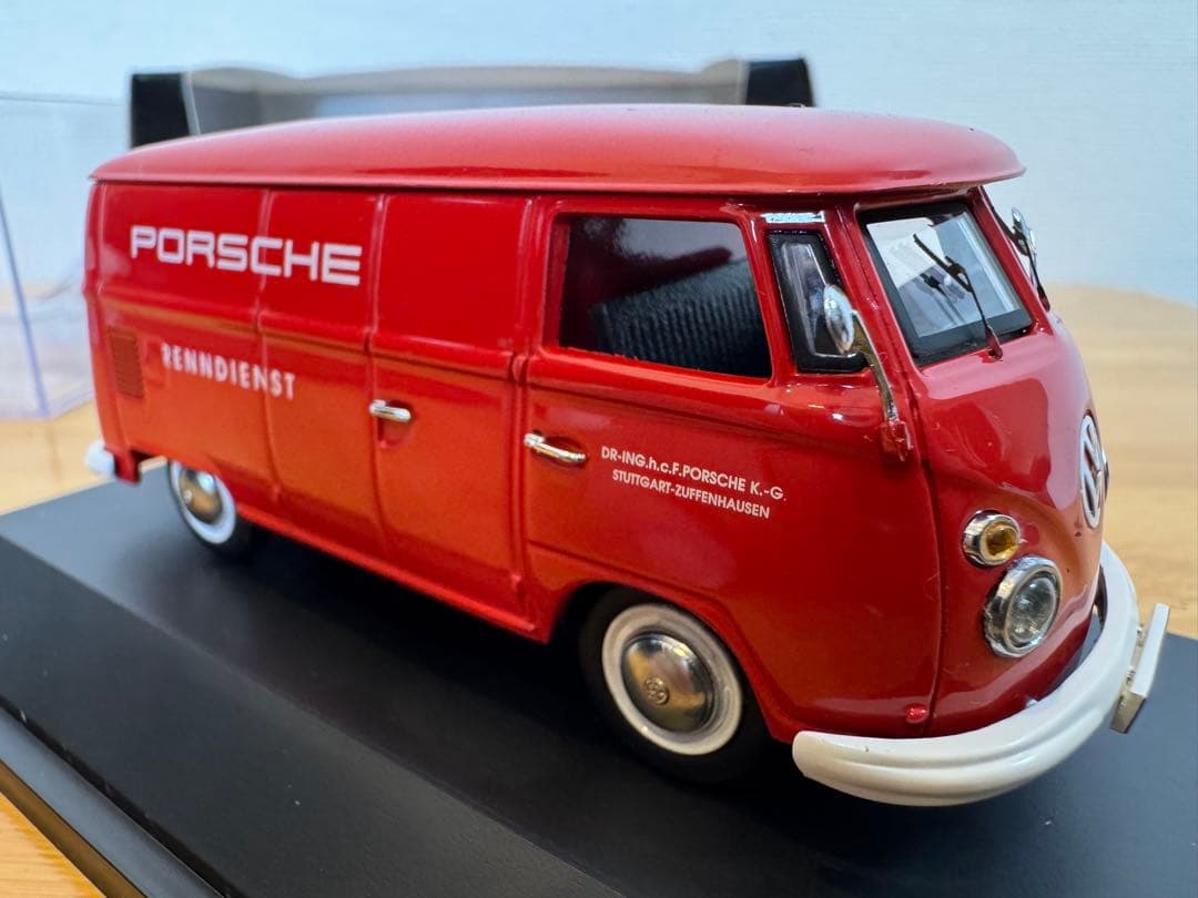 【Schuco】限定1500台 Volkswagen T1 『PORSCHE』