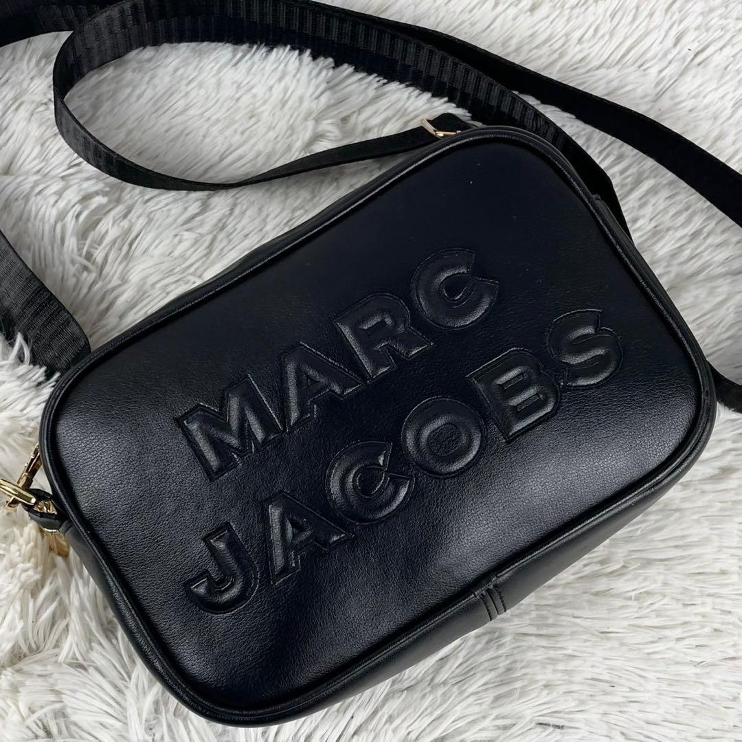 UVERworld☆アクリルブロックキーホルダー☆全3色☆ブラックレッド