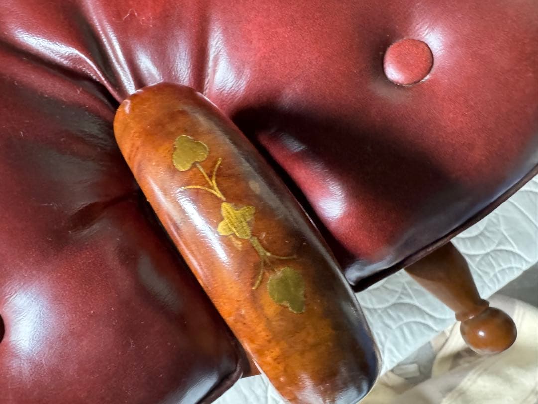 キャメルチェア ラクダスツール ロビー エントランス 玄関 象嵌 金彩 らくだ