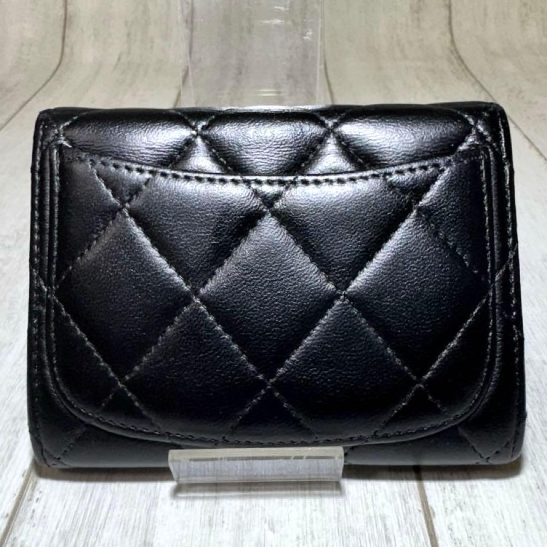 美品✨CHANELシャネル マトラッセ 小銭入れ シルバー ラム　パース