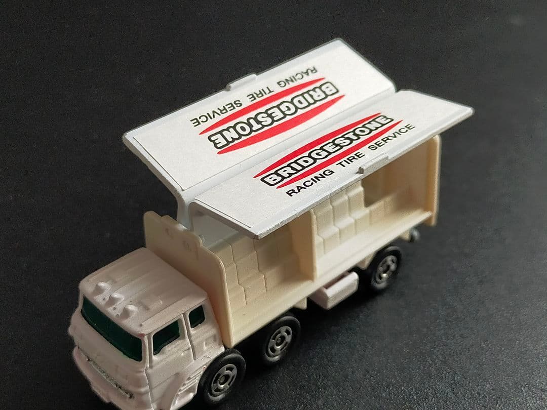 レース 関係者 配布品 黒箱 トミカ ふそうウィングルーフ 日本製