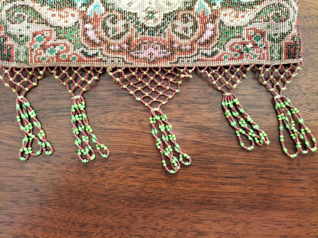 アンティーク　優美、ビーズバッグ（イギリス）