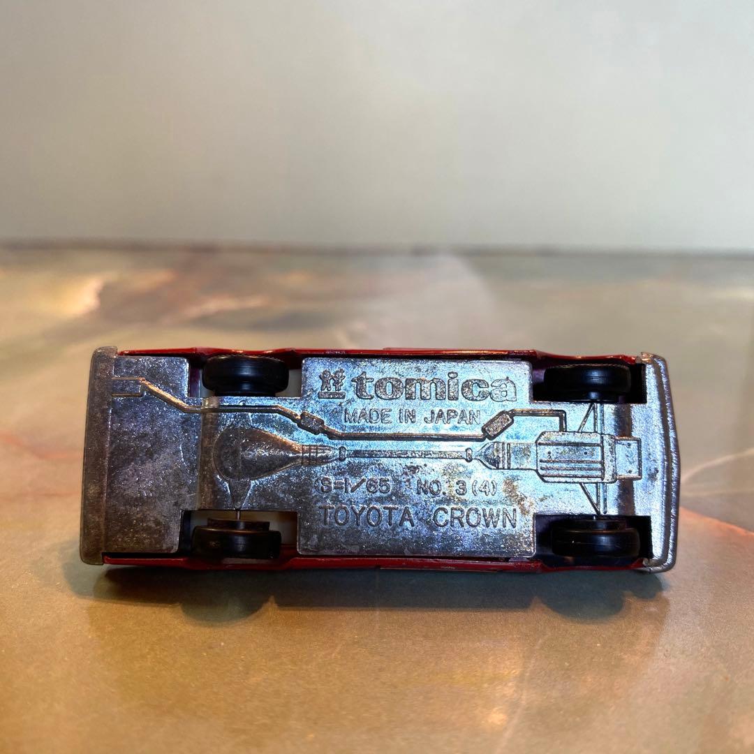 トミカNO.27 トヨタクラウンファイアチーフカー 裏板はめこみ式 日本製