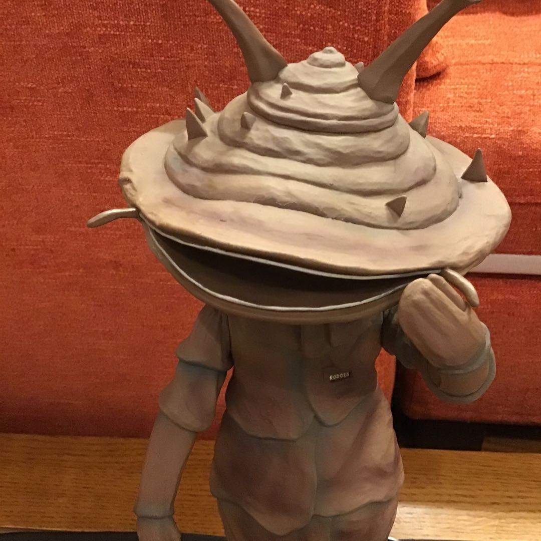 カネゴン　フィギュア