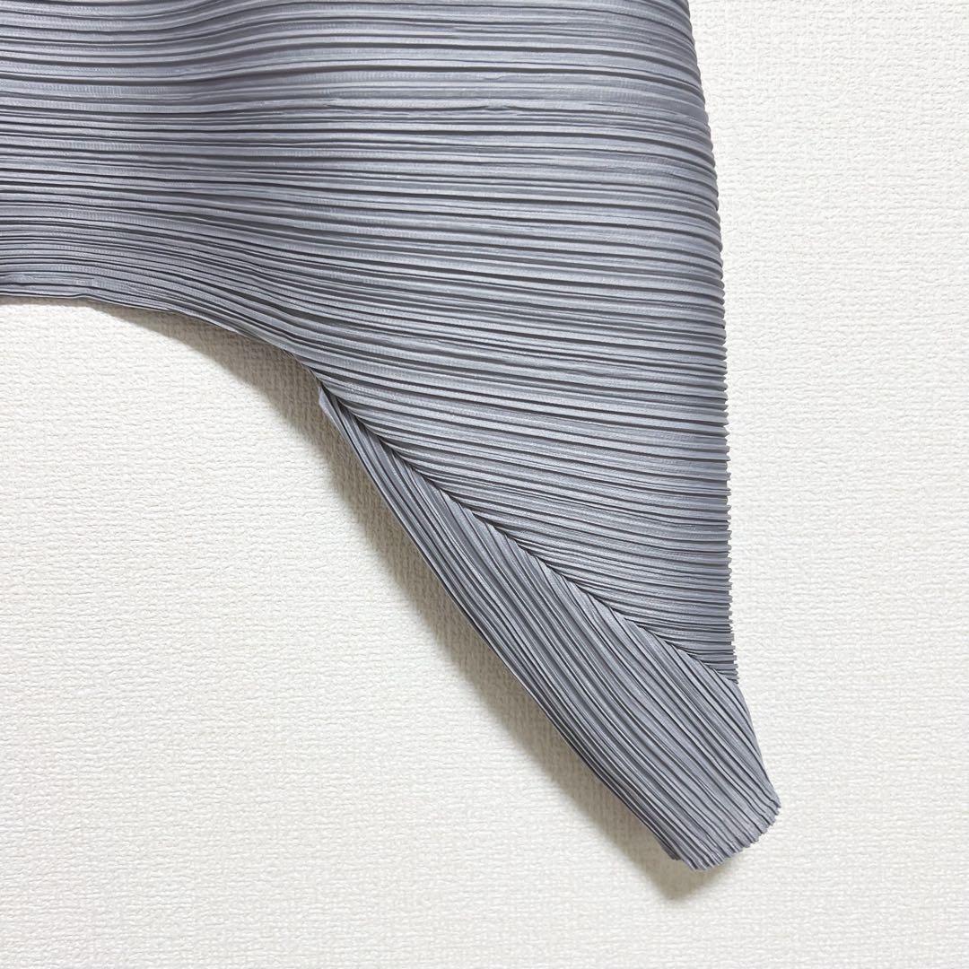 プリーツプリーズ　イッセイミヤケ　横プリーツ　サルエルパンツ　グレー