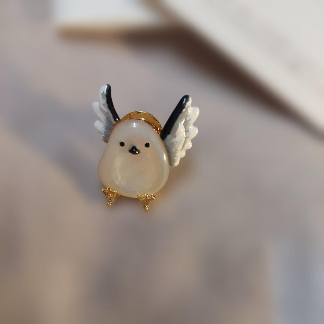 新品 STORY掲載 ヴァンドームブティック シマエナガ ピンブローチ