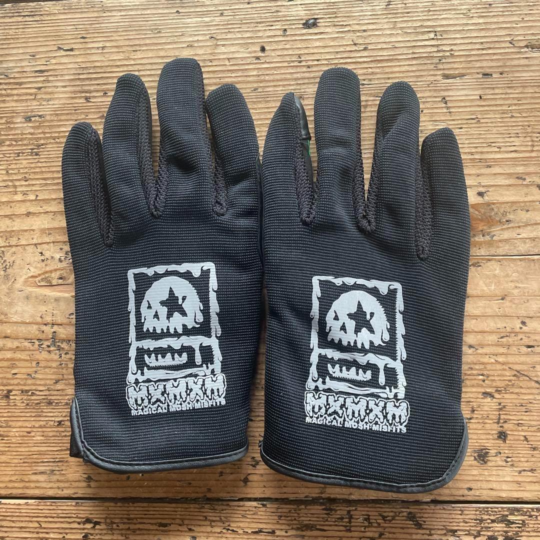専用 新品 サンタクルーズ x MxMxM スクリーミングハンドグローブ 黒緑
