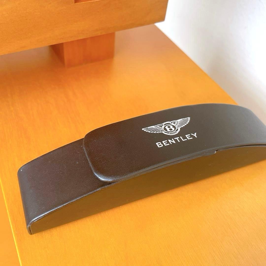 ☆未使用☆BENTLEY ホワイト ×シルバーカラー ボールペン ケース付き