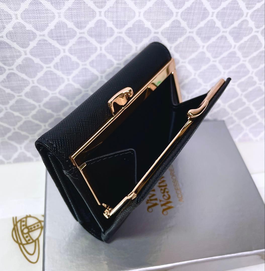 大人気✩ショッパー付】新品 ヴィヴィアン・ウエストウッド 三折り財布