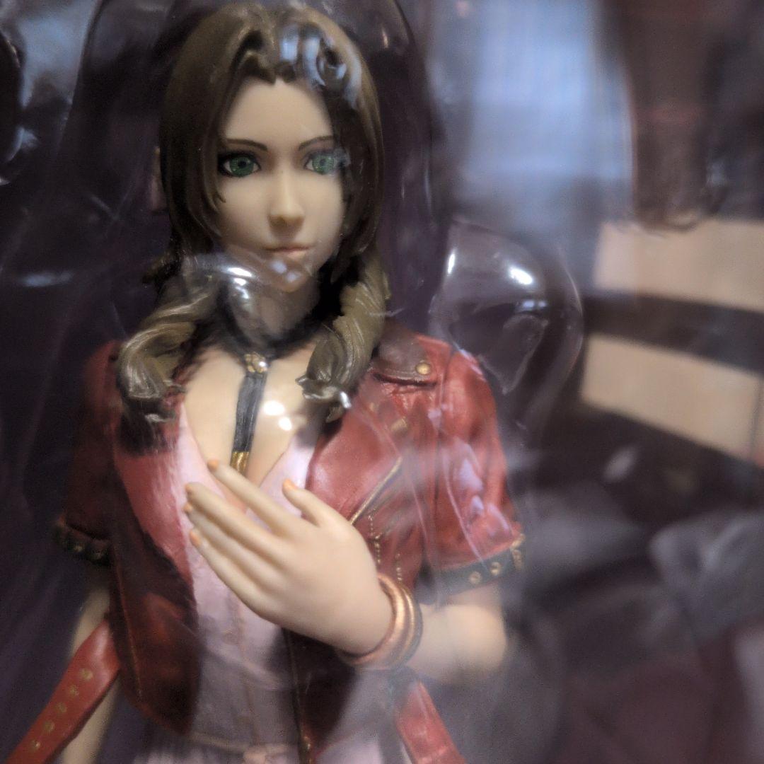 FINAL FANTASY VII REMAKE 一番くじクラウド、エアリス