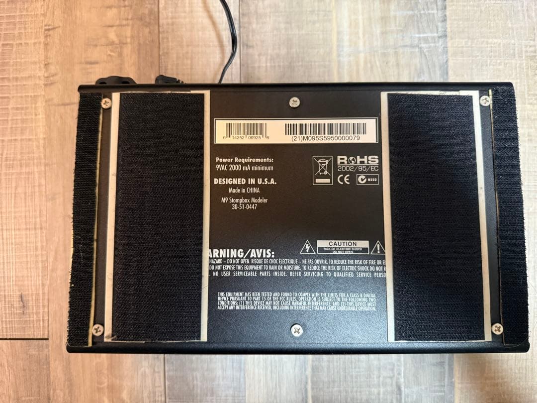 LINE 6 M9 Stompbox Modeler(ジャンク)