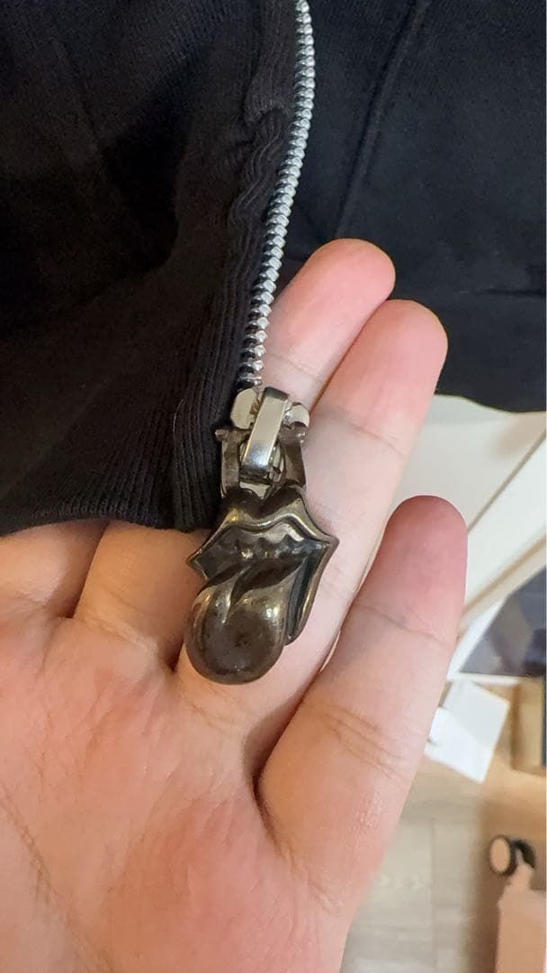 クロムハーツジップパーカー