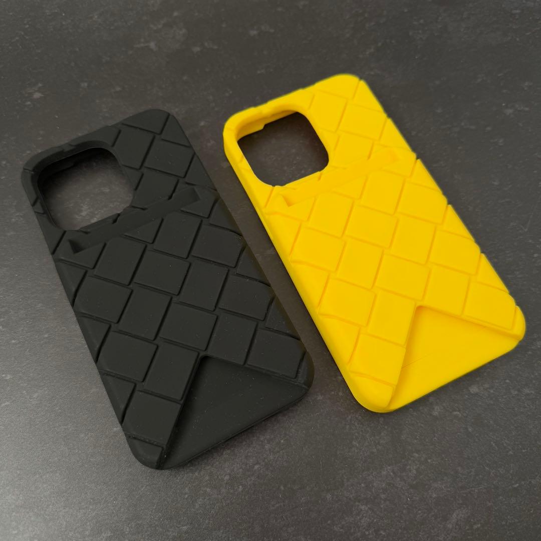 ボッテガヴェネタ iPhone13pro スマホケース カードケース付き｜