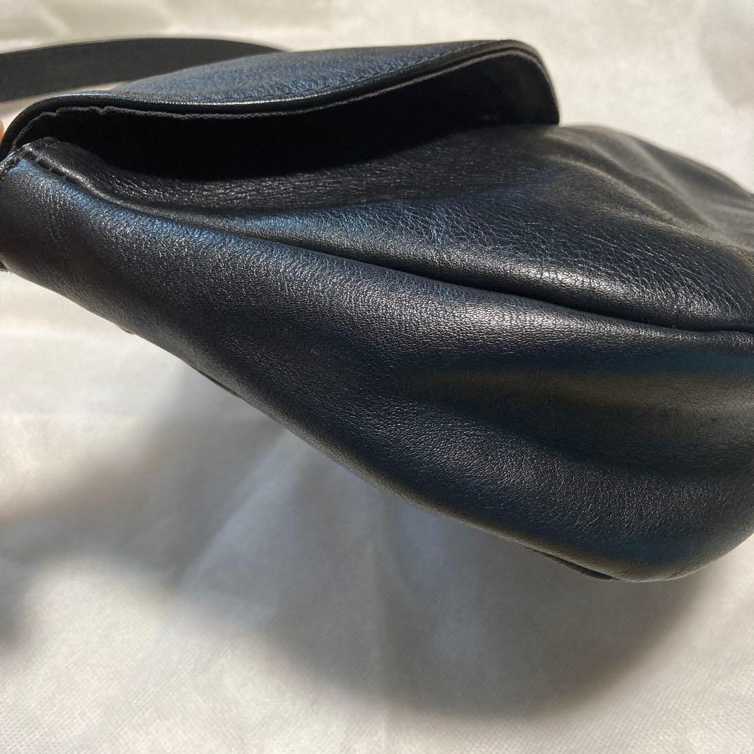 クラスカ　CLASKA \"DO\" 松澤 紀美子さんのポシェット　黒 レザー