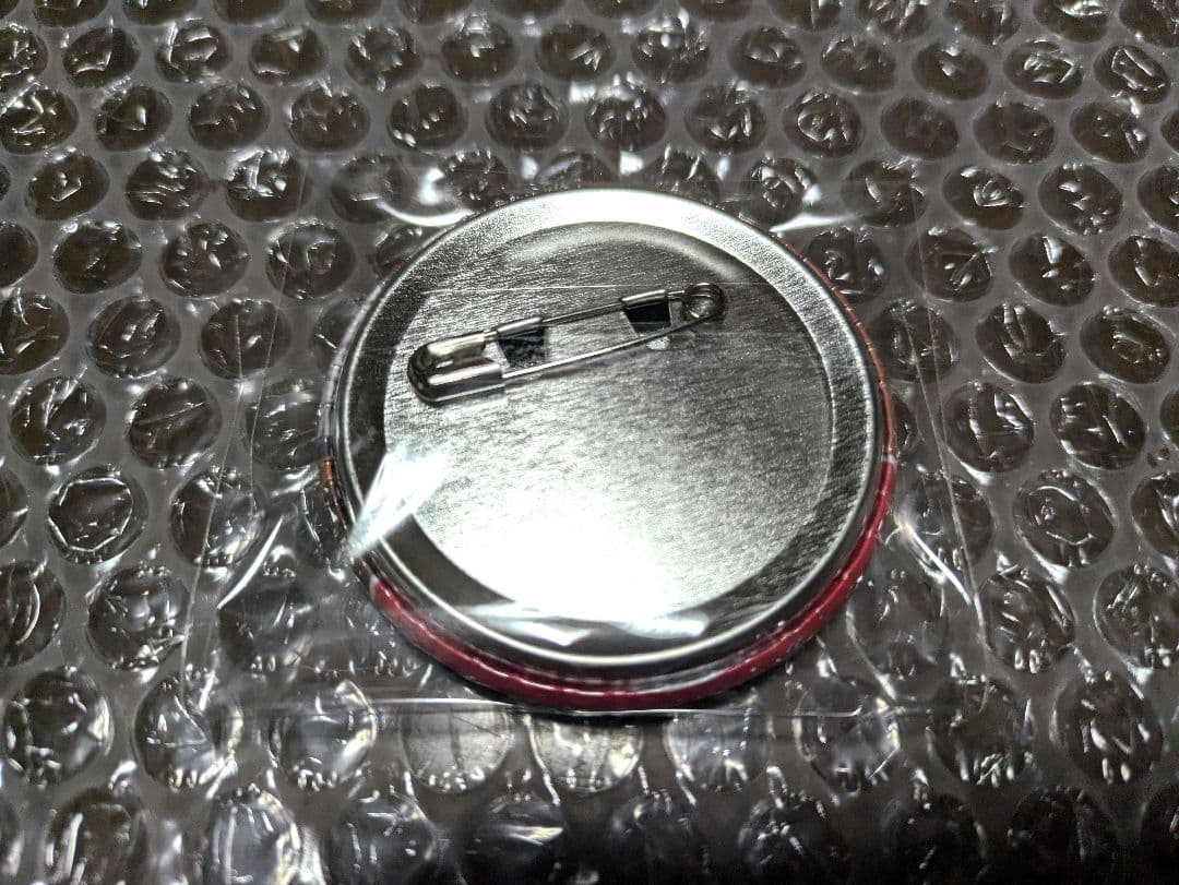 銀魂　サンリオコラボ　缶バッジ　万事屋＆定春