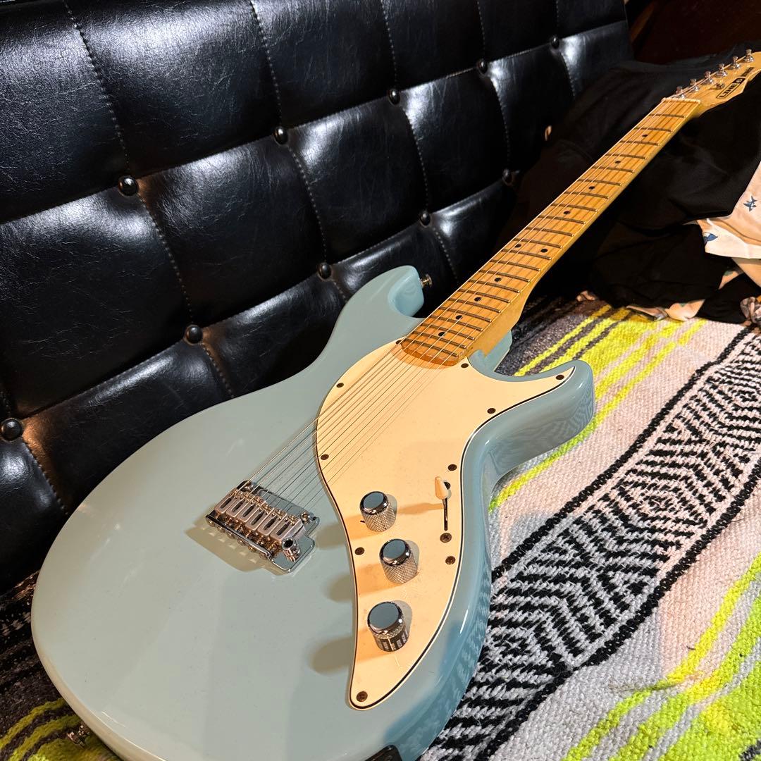 ジャンクLINE6 Variax 600 ライトブルー モデリングギター ギター