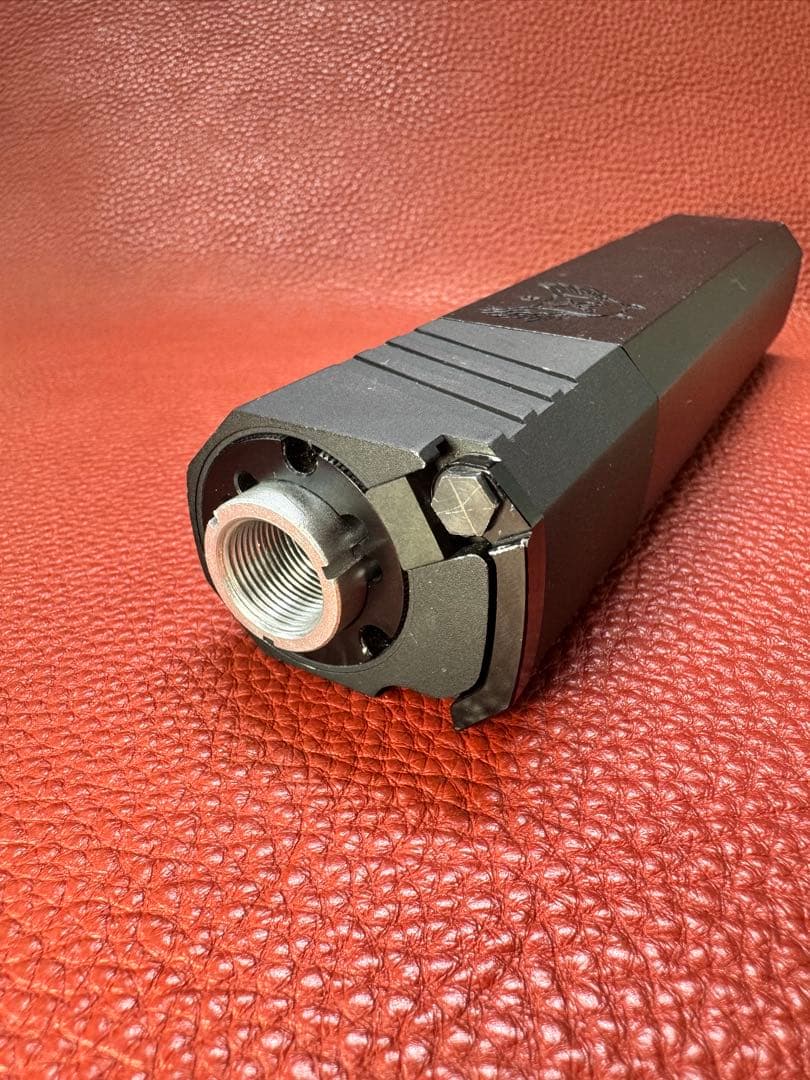 Big Dragon製 Osprey タイプ サプレッサー（リアル刻印モデル）