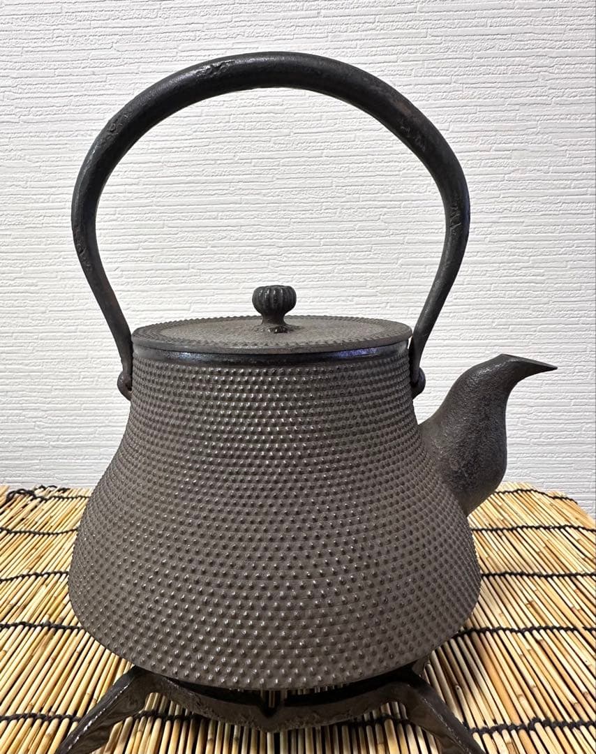 未使用品、木箱、栞付　南部鴻栄堂造　１８型富士形アラレ　JJ様　売約済み