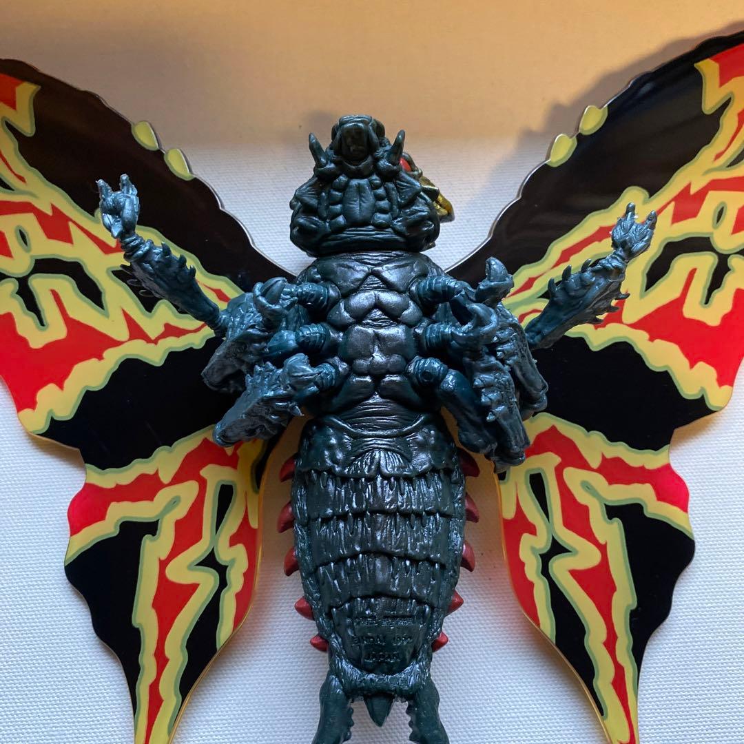 バトラ　大空を舞う地球の守護神バトラ来襲！