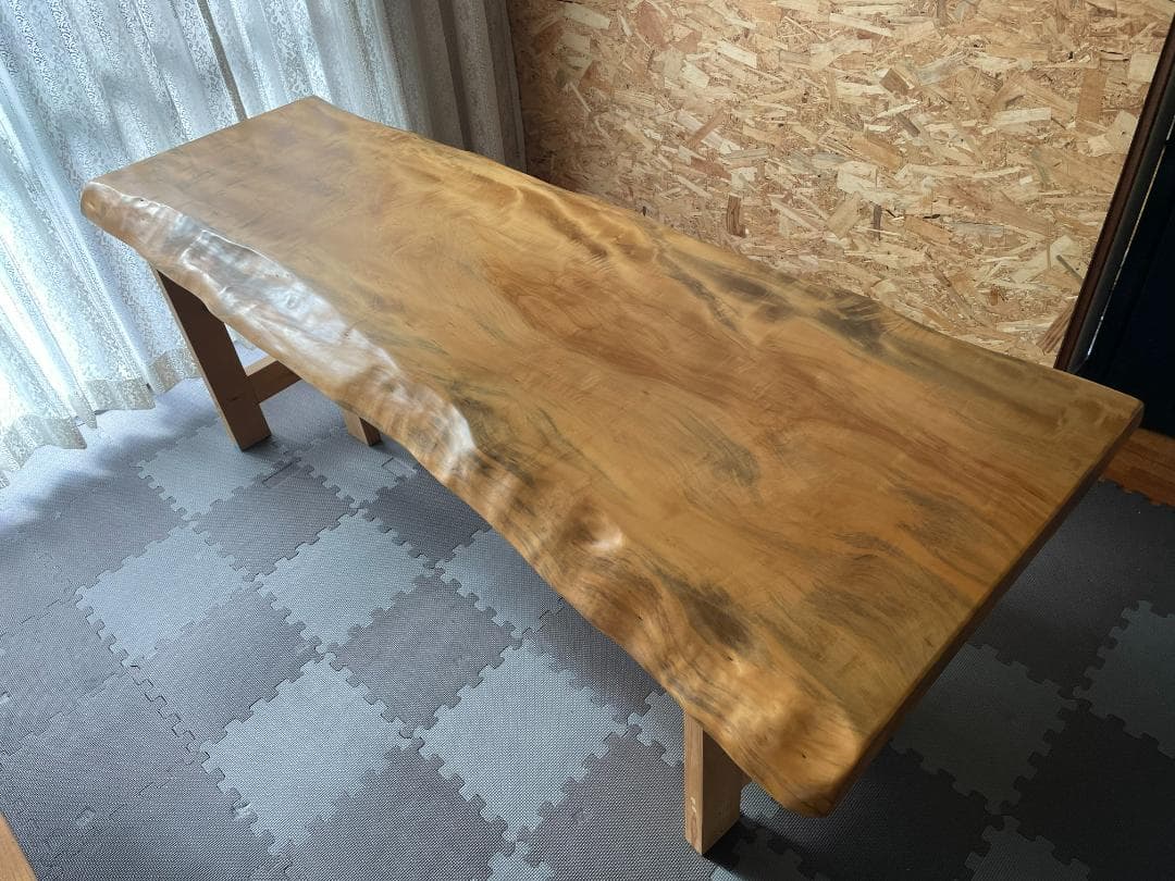 M*g様 【人気】一枚板テーブル 栃 橡 トチ 脚付き ダイニングテーブル