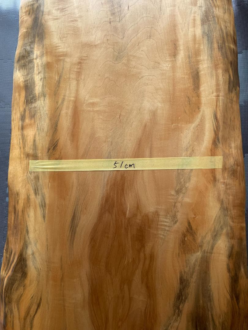 M*g様 【人気】一枚板テーブル 栃 橡 トチ 脚付き ダイニングテーブル