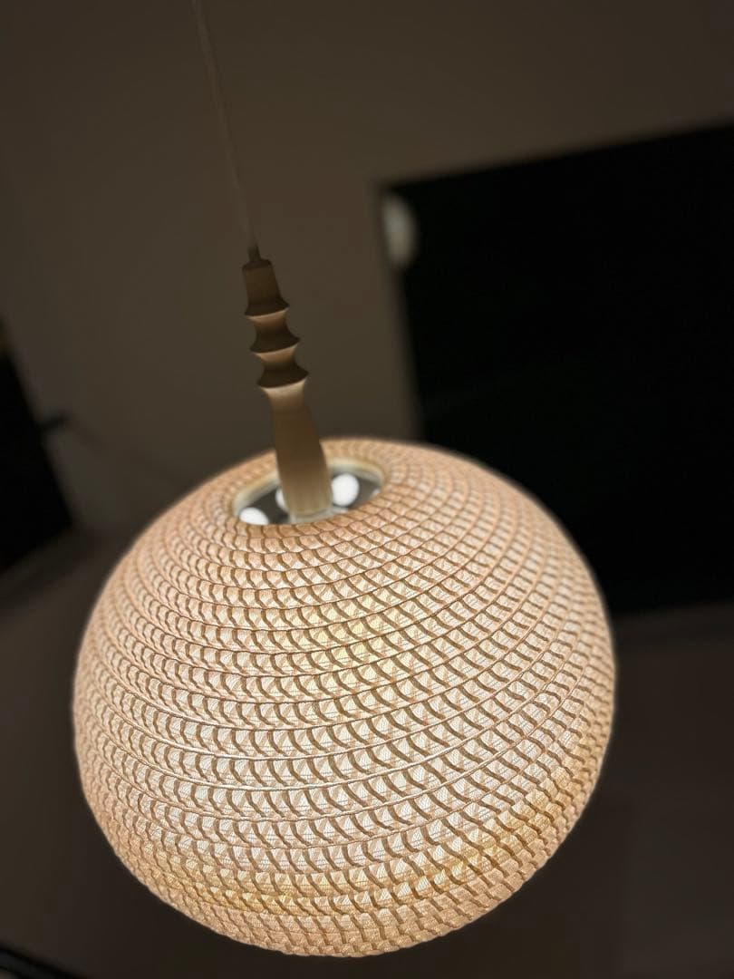 独60年代 Temde 漆塗り木材とファイバーグラス ヴィンテージ・ペンダント