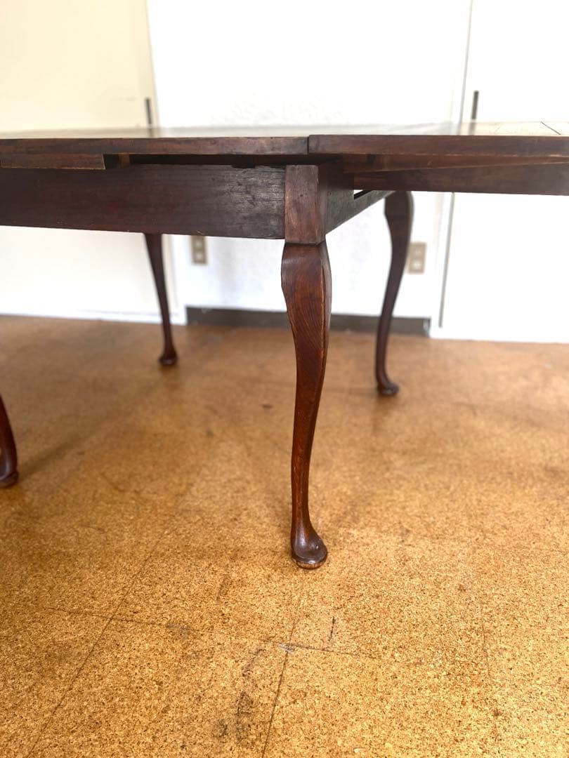 m*a様 木製正方形アンティークダイニングテーブルと椅子4脚セット