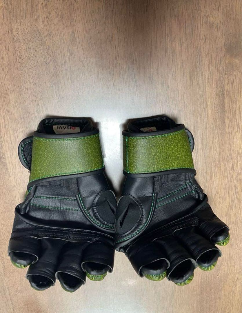 RIZIN ISAMI グリーン オープンフィンガーグローブ Mサイズ