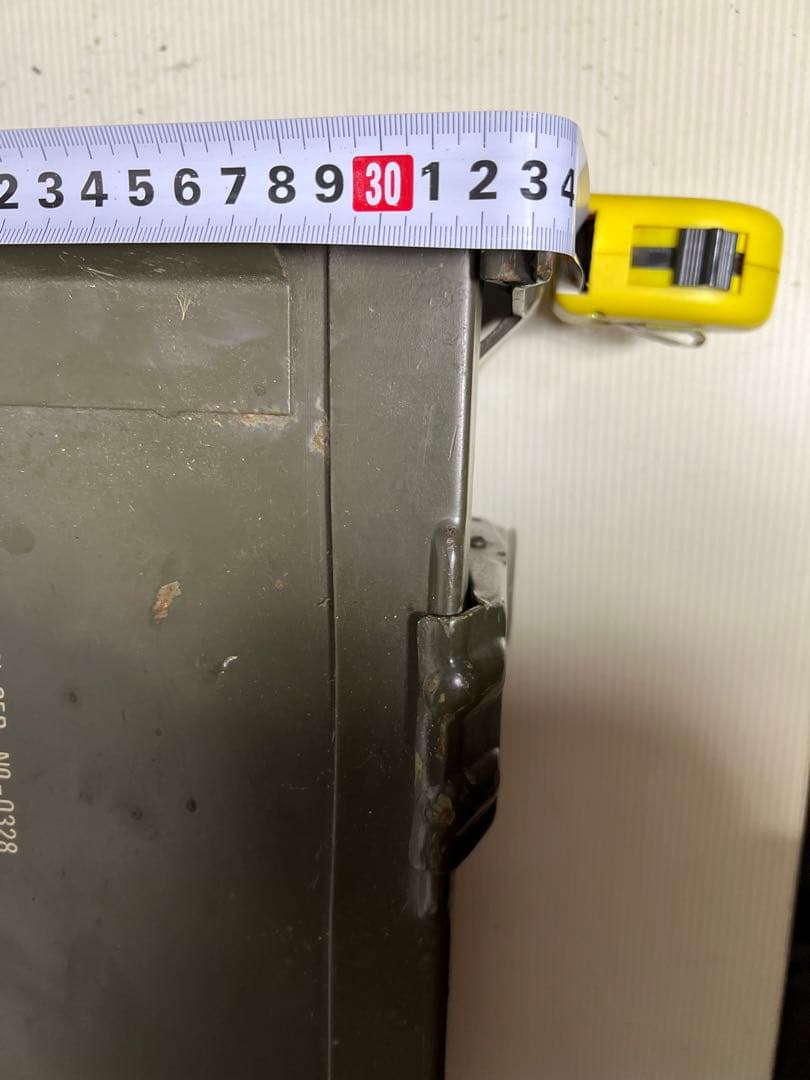 ミリタリー防水スチールケース（ビンテージ放出品）