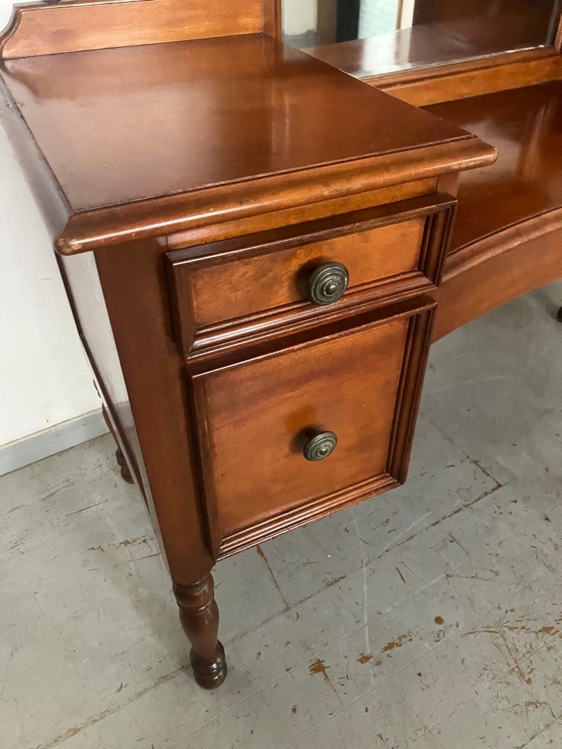 Daniel 横浜ダニエル 最高級 ドレッサー 三面鏡