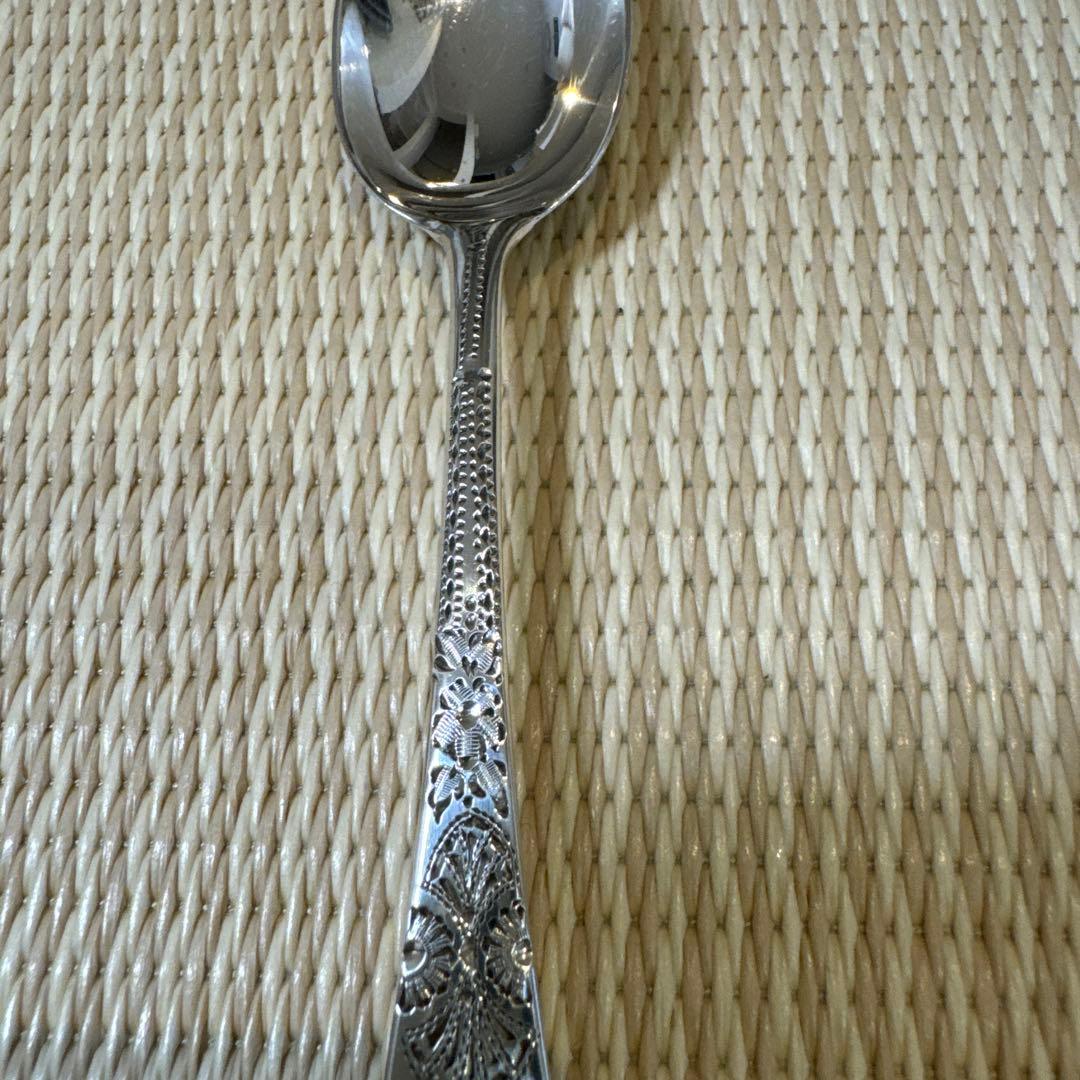 スターリングシルバー英国製 925/1000 純銀スプーン - メルカリ