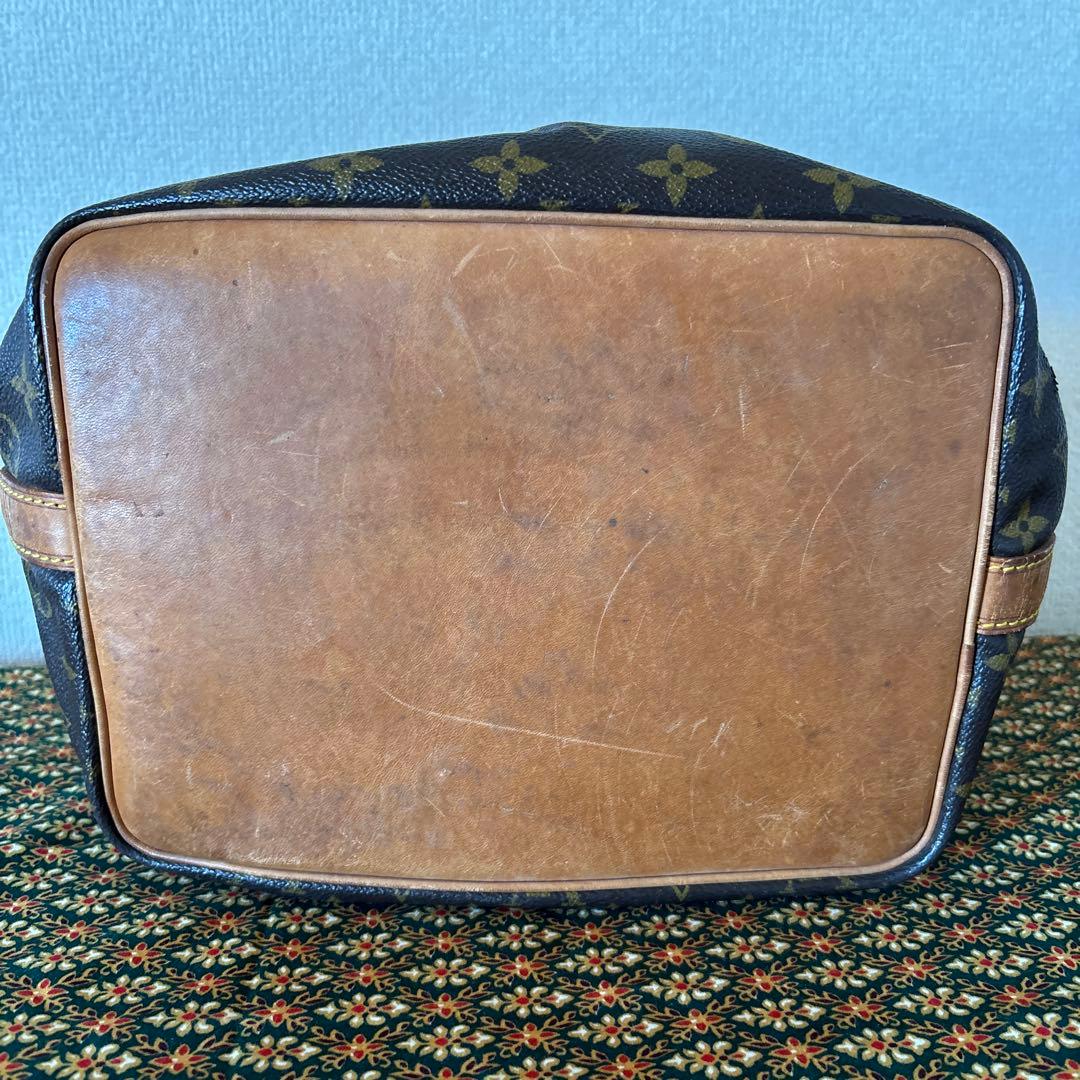 ルイ・ヴィトン　LOUIS VUITTON モノグラムショルダーバッグ　巾着