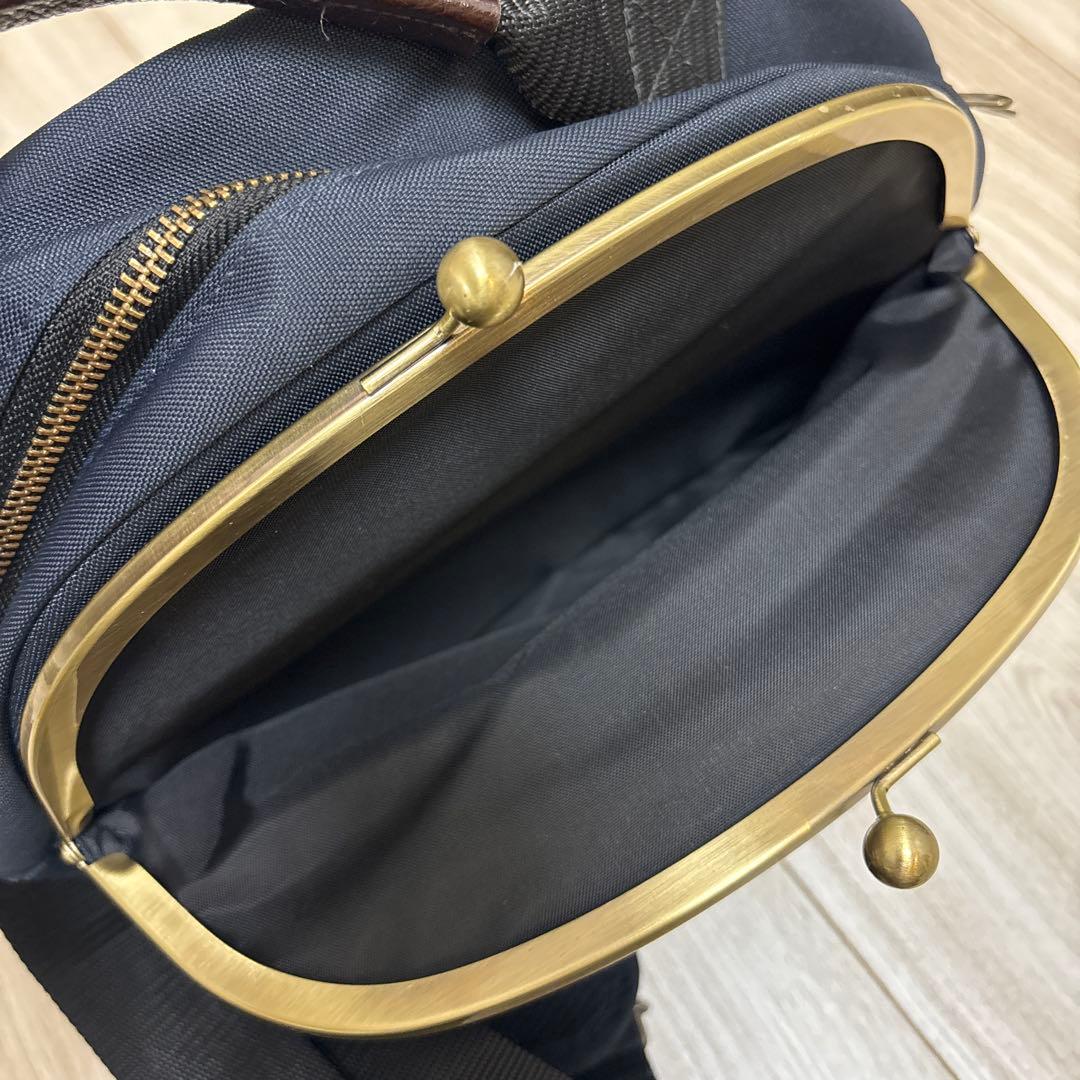 アヤノコウジ　がま口　ショルダーバッグ　ダークネイビー