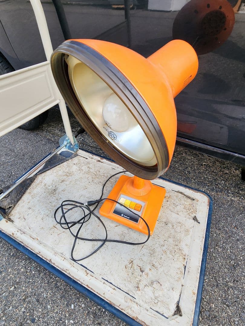 東海道新幹線N700系の緊急ブレーキスイッチ