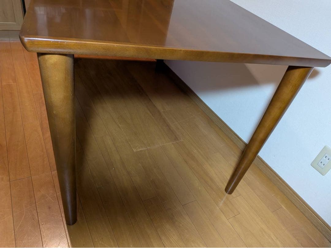■送料込■カリモク60+ ダイニングテーブル 木製家具食卓デスク ウォールナット