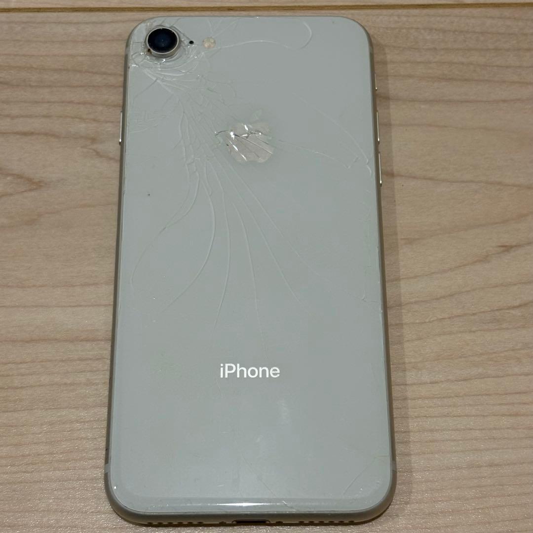 SIMフリー化済】Apple iPhone 8 256GB シルバー 本体 - メルカリ