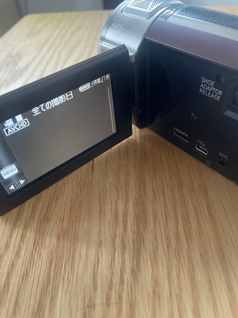 デジタルハイビジョンビデオカメラHC-620M