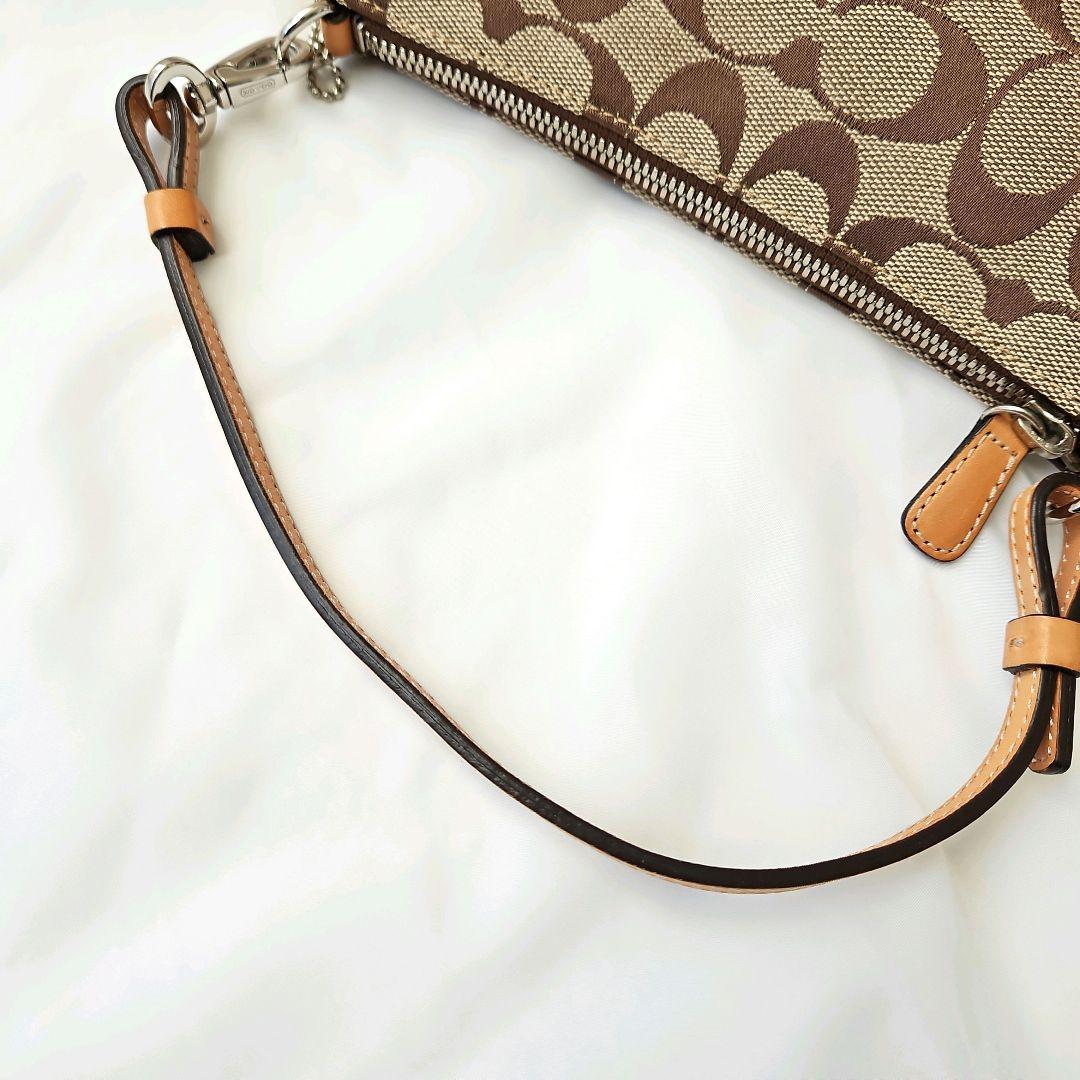 バッグ Coach 6094 Signature Accessory pouch y2k