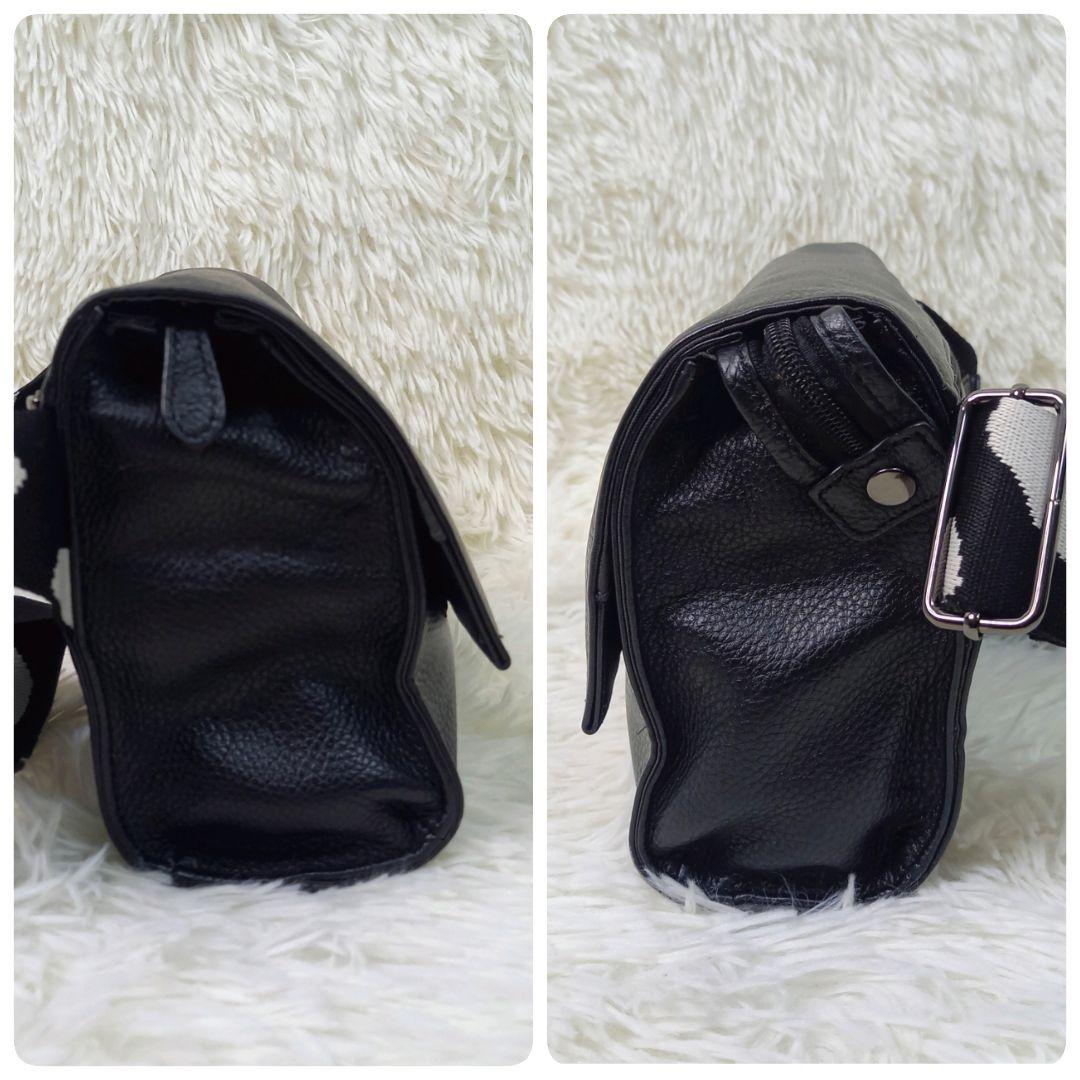 【美品】イアパピヨネ 柄ワイドテープショルダーバッグ ダルメシアン ブラック 黒